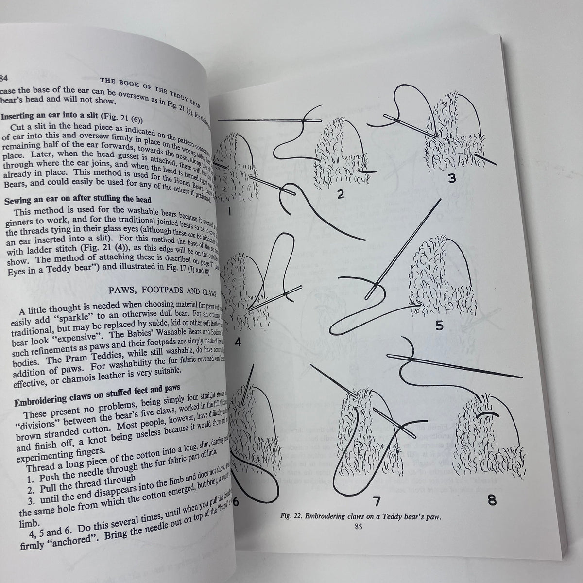 TEDDY BEARS AND HOW TO MAKE THEM