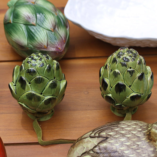 Vintage Artichoke Salt and Pepper Shakers